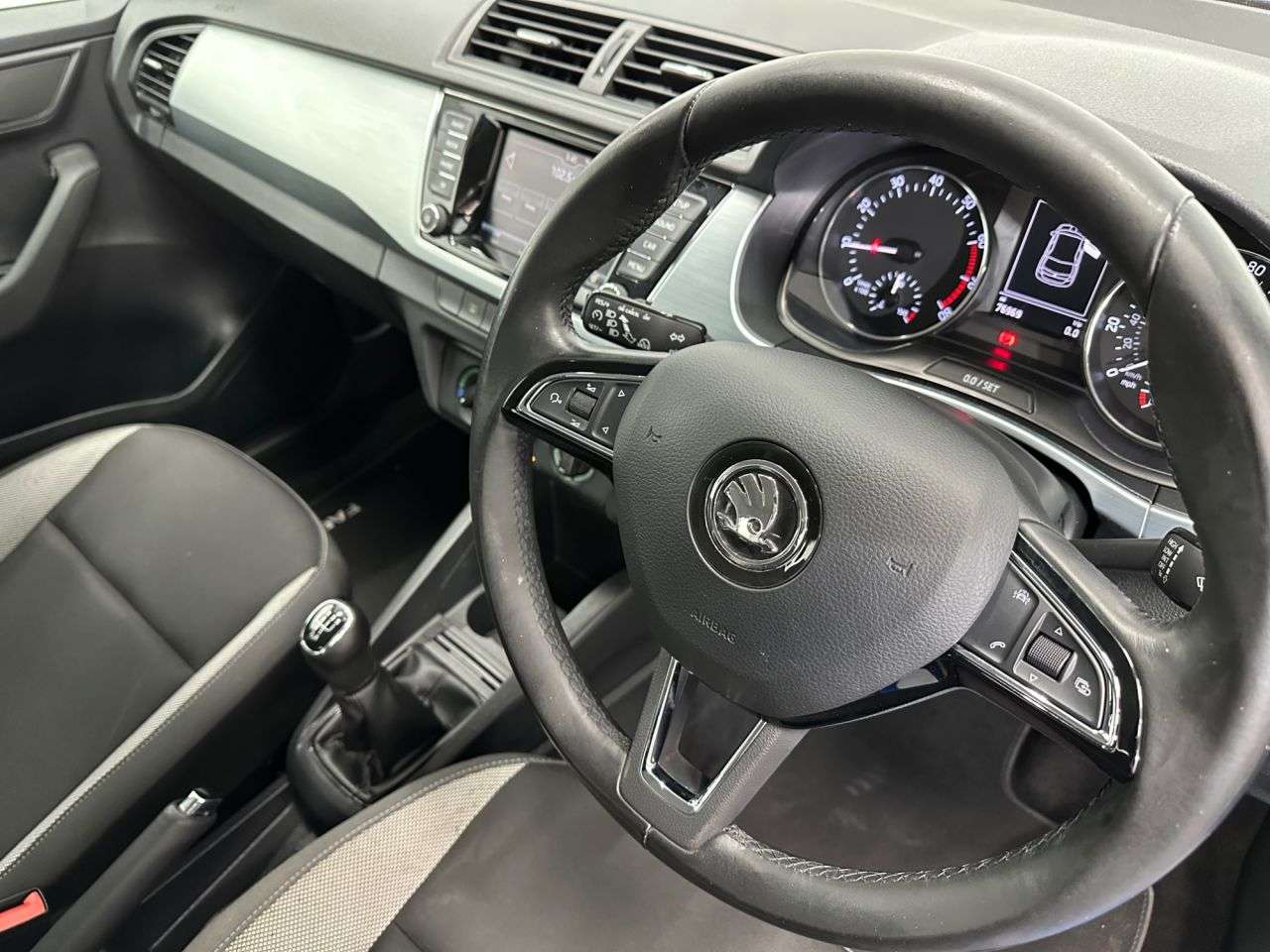 2017 SKODA FABIA 2017 SKODA FABIA