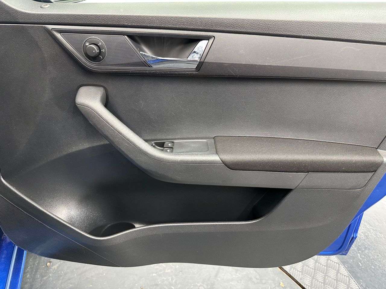 2017 SKODA FABIA 2017 SKODA FABIA