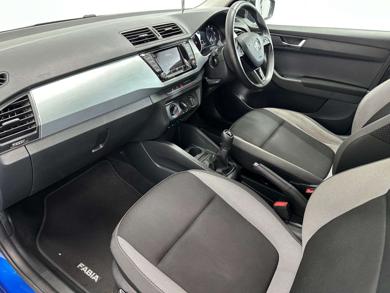2017 SKODA FABIA 2017 SKODA FABIA