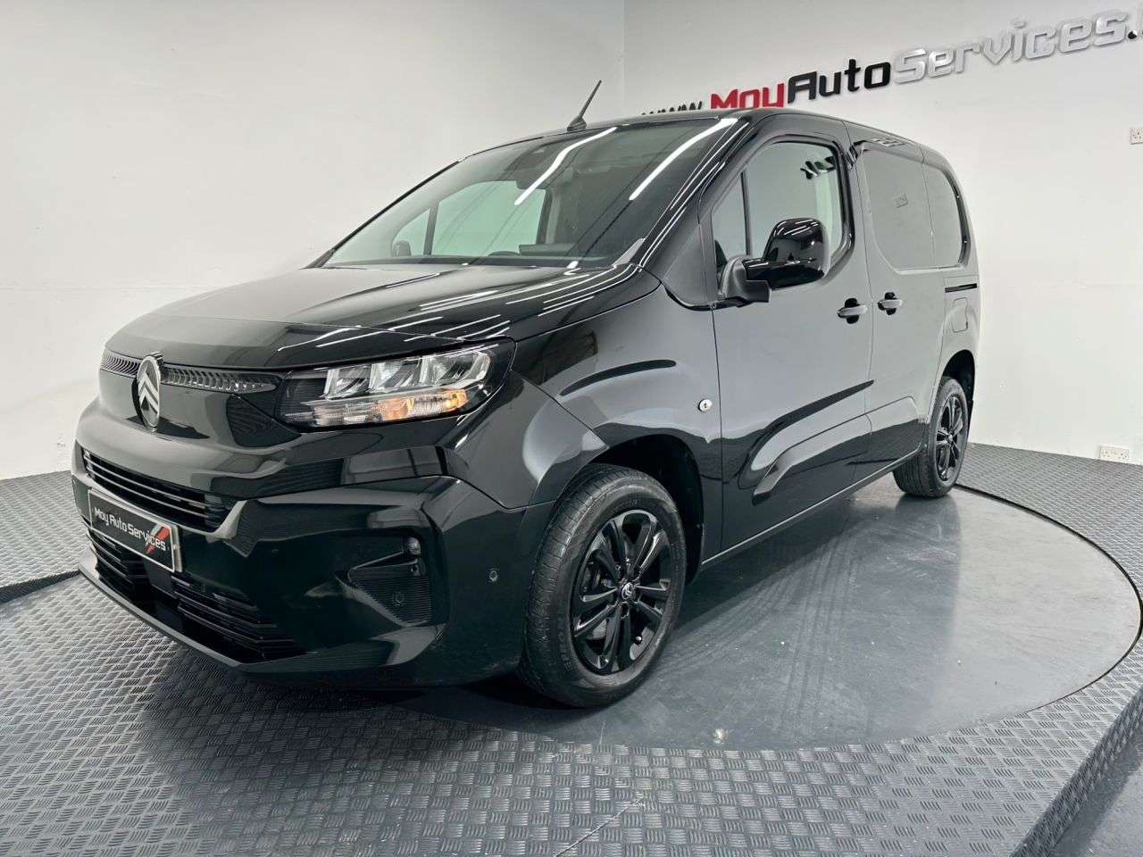 A 2024 CITROEN BERLINGO 1.5 BlueHDi 1000 Driver M Panel Van 5dr Diesel EAT8 SWB Euro 6 (s/s) (130 p A 2024 CITROEN BERLINGO 1.5 BlueHDi 1000 Driver M Panel Van 5dr Diesel EAT8 SWB Euro 6 (s/s) (130 p