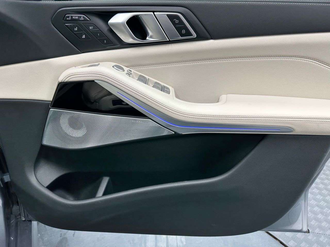 2024 BMW X7 2024 BMW X7