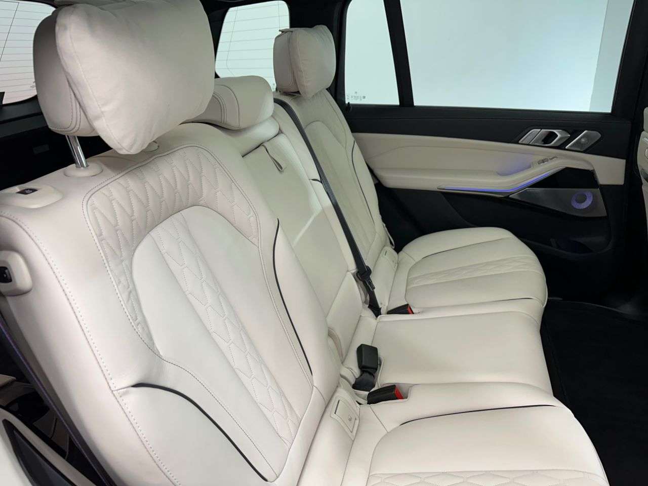 2024 BMW X7 2024 BMW X7
