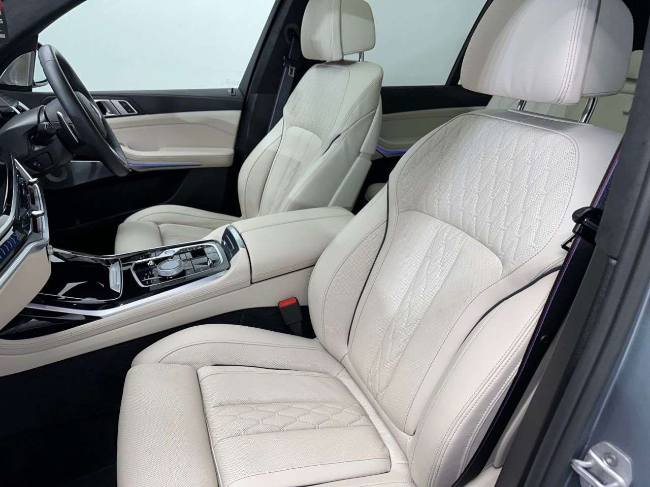2024 BMW X7 2024 BMW X7