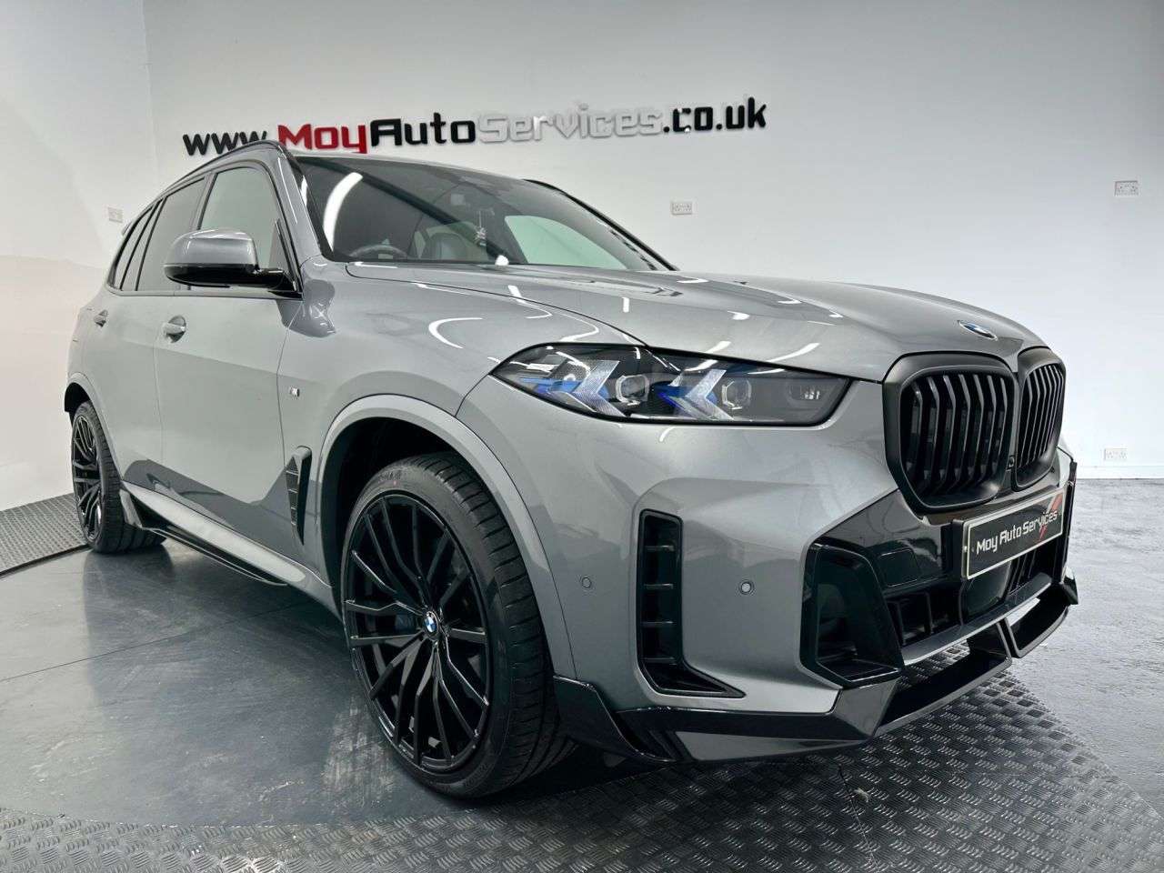 A 2024 BMW X5 3.0 30d MHT M Sport SUV 5dr Diesel Hybrid Steptronic xDrive Euro 6 (s/s) (2 A 2024 BMW X5 3.0 30d MHT M Sport SUV 5dr Diesel Hybrid Steptronic xDrive Euro 6 (s/s) (2