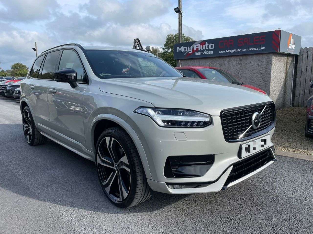 A 2022 VOLVO XC90 2.0 B5 MHEV R-Design Pro SUV 5dr Diesel Hybrid Auto 4WD Euro 6 (s/s) (235 p A 2022 VOLVO XC90 2.0 B5 MHEV R-Design Pro SUV 5dr Diesel Hybrid Auto 4WD Euro 6 (s/s) (235 p