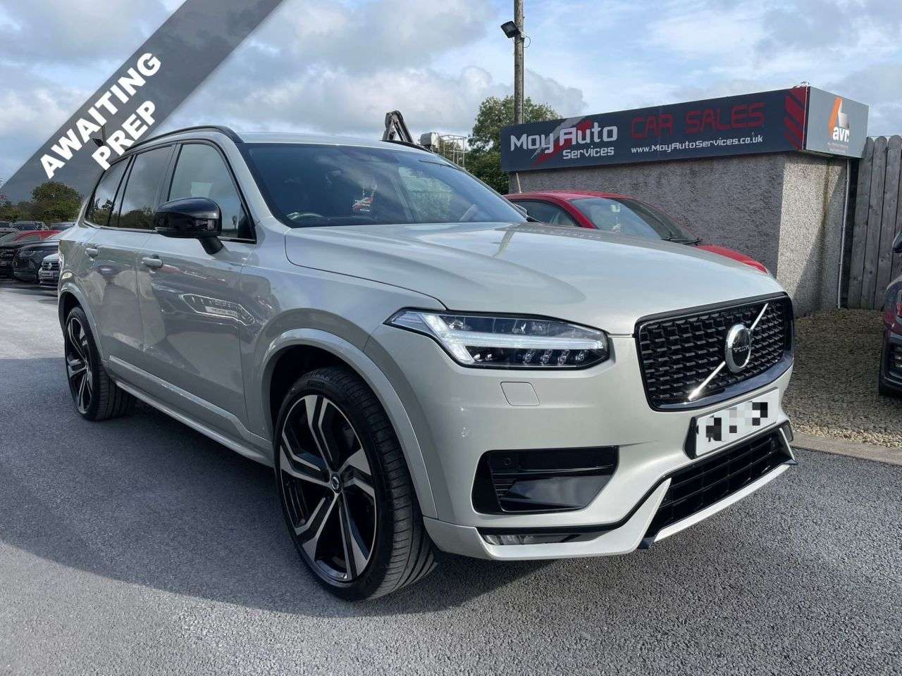 A 2022 VOLVO XC90 2.0 B5 MHEV R-Design Pro SUV 5dr Diesel Hybrid Auto 4WD Euro 6 (s/s) (235 p A 2022 VOLVO XC90 2.0 B5 MHEV R-Design Pro SUV 5dr Diesel Hybrid Auto 4WD Euro 6 (s/s) (235 p