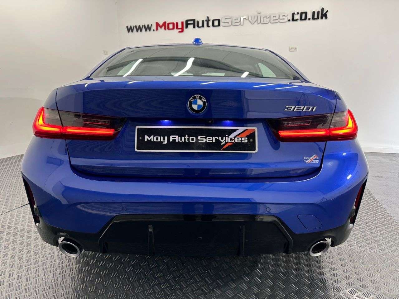 A 2023 BMW 3 SERIES 2.0 320i M Sport Saloon 4dr Petrol Auto Euro 6 (s/s) (184 ps) A 2023 BMW 3 SERIES 2.0 320i M Sport Saloon 4dr Petrol Auto Euro 6 (s/s) (184 ps)
