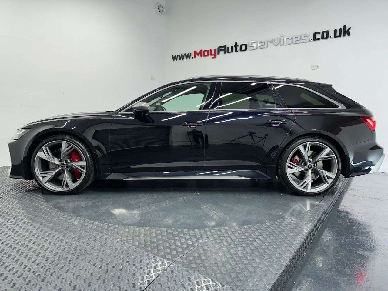 A 2024 AUDI RS6 AVANT 4.0 TFSI V8 Performance Estate 5dr Petrol Tiptronic quattro Euro 6 (s/s) (6 A 2024 AUDI RS6 AVANT 4.0 TFSI V8 Performance Estate 5dr Petrol Tiptronic quattro Euro 6 (s/s) (6