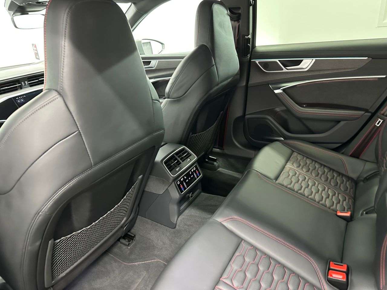 2024 AUDI RS6 AVANT 2024 AUDI RS6 AVANT