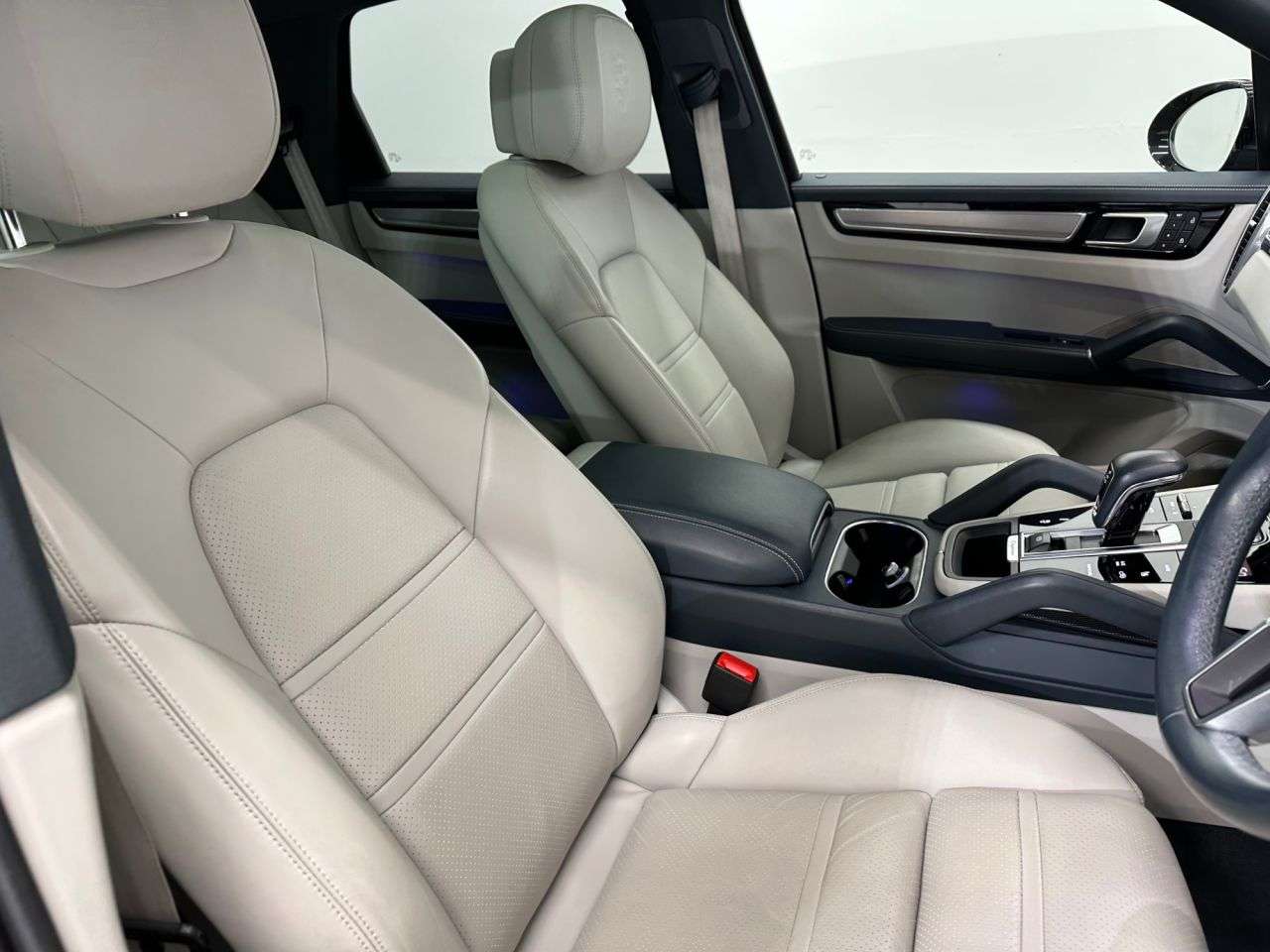 2022 PORSCHE CAYENNE 2022 PORSCHE CAYENNE