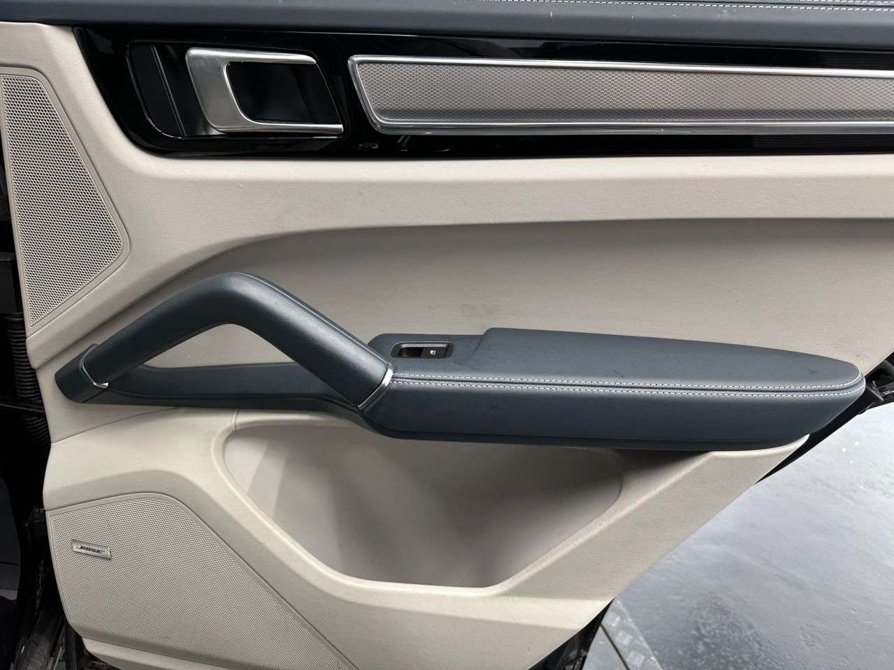 2022 PORSCHE CAYENNE 2022 PORSCHE CAYENNE