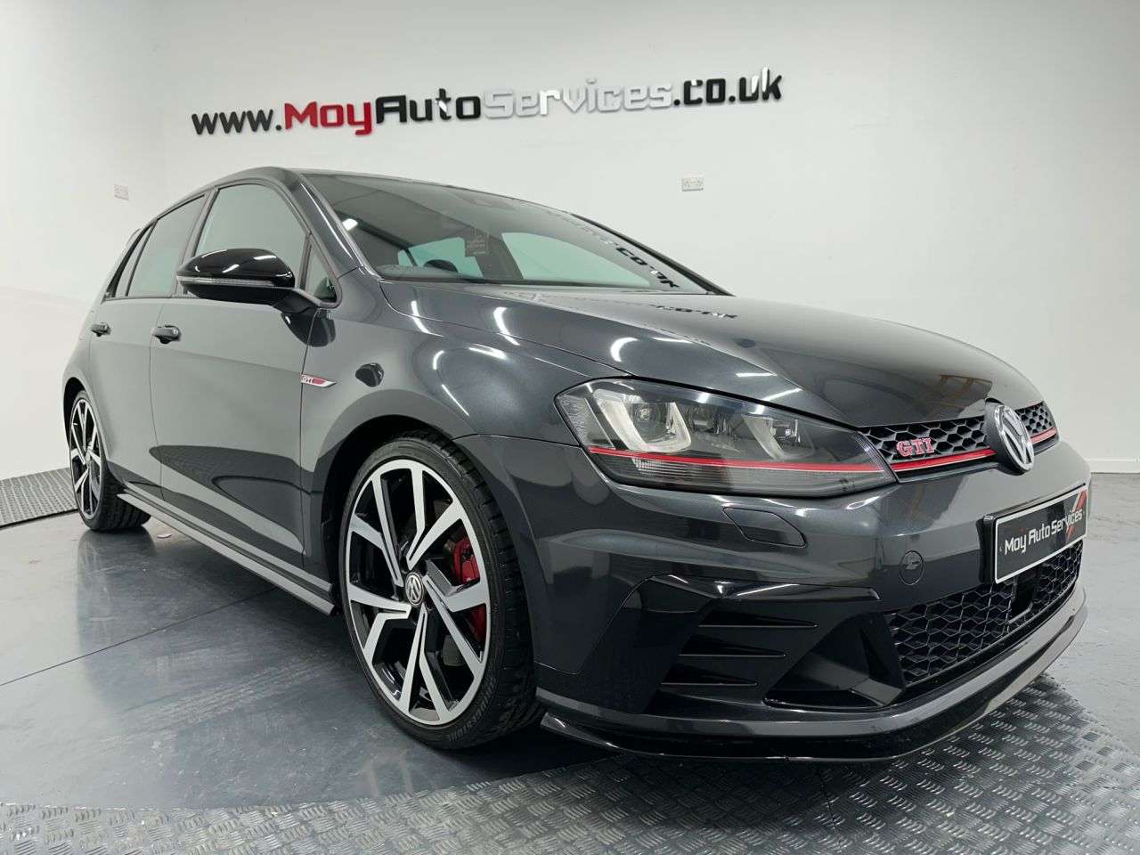 A 2017 VOLKSWAGEN GOLF GTI 2.0 TSI GTI CLUBSPORT EDITION 40 DSG (265 BHP) IMMACULATE- 4.5 GRADE- 2 KEY A 2017 VOLKSWAGEN GOLF GTI 2.0 TSI GTI CLUBSPORT EDITION 40 DSG (265 BHP) IMMACULATE- 4.5 GRADE- 2 KEY