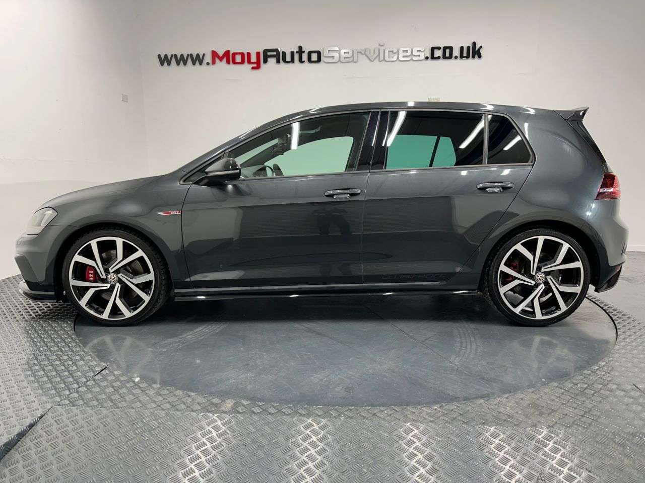 A 2017 VOLKSWAGEN GOLF GTI 2.0 TSI GTI CLUBSPORT EDITION 40 DSG (265 BHP) IMMACULATE- 4.5 GRADE- 2 KEY A 2017 VOLKSWAGEN GOLF GTI 2.0 TSI GTI CLUBSPORT EDITION 40 DSG (265 BHP) IMMACULATE- 4.5 GRADE- 2 KEY