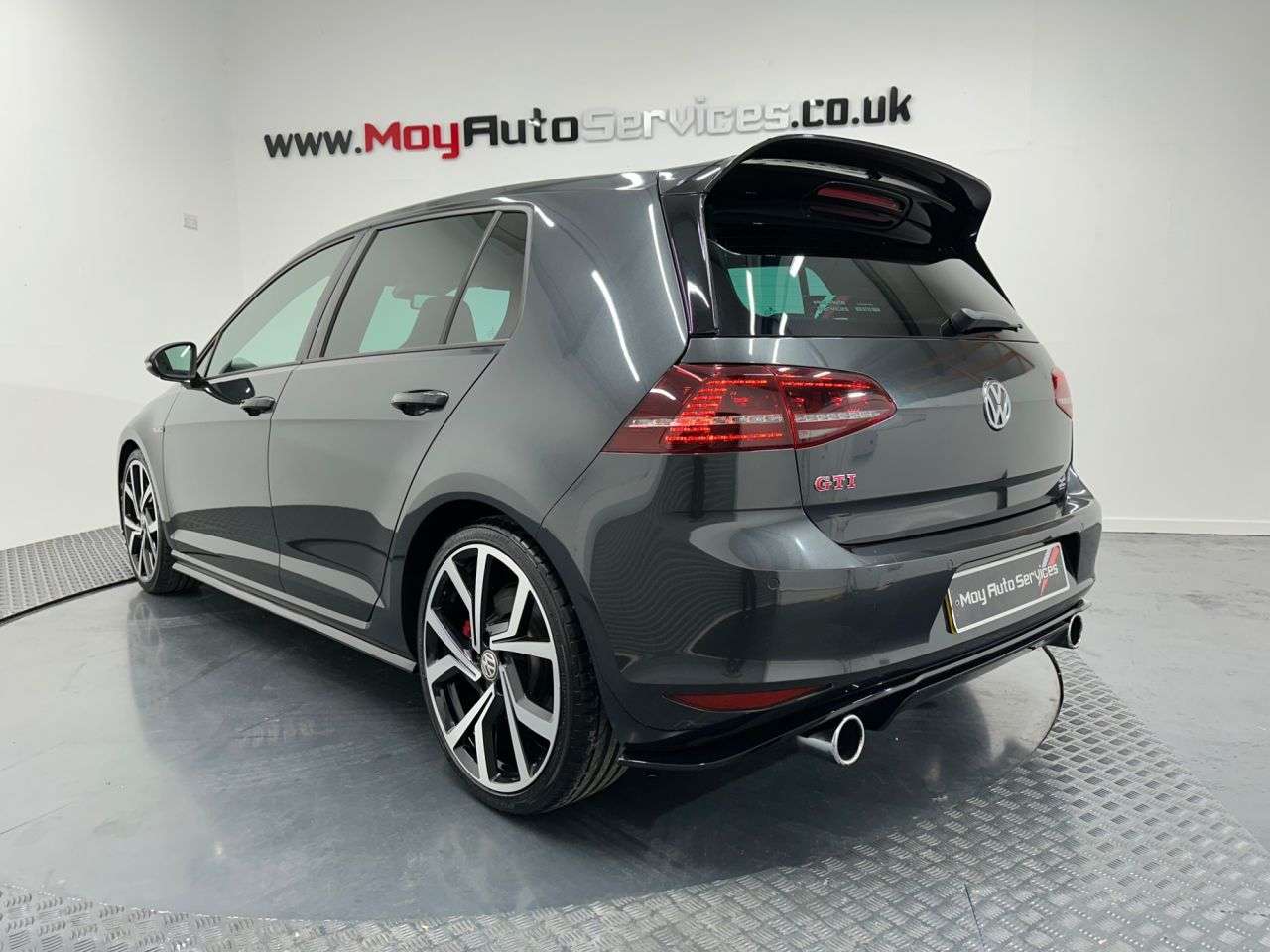2017 VOLKSWAGEN GOLF GTI 2017 VOLKSWAGEN GOLF GTI