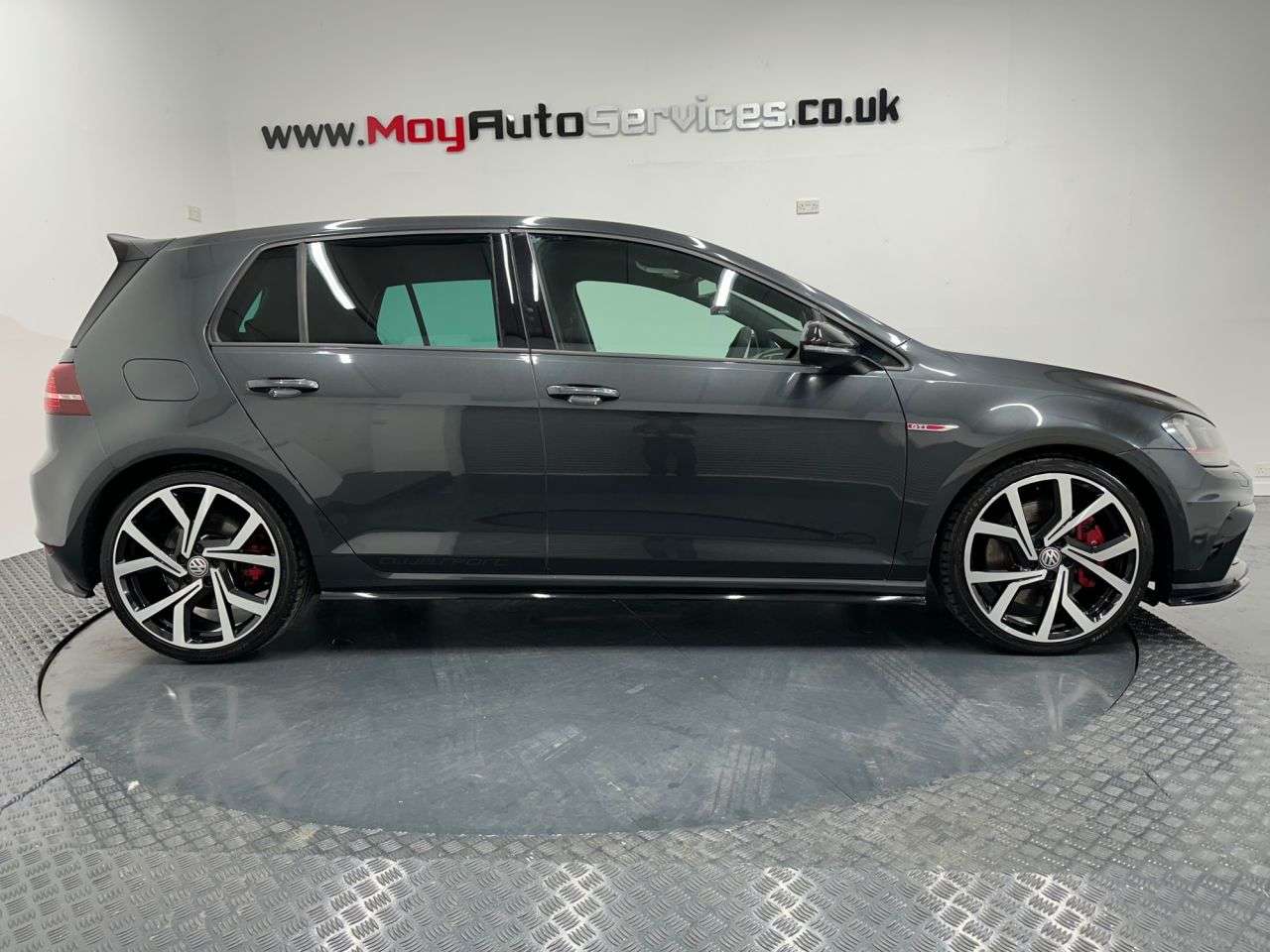 2017 VOLKSWAGEN GOLF GTI 2017 VOLKSWAGEN GOLF GTI