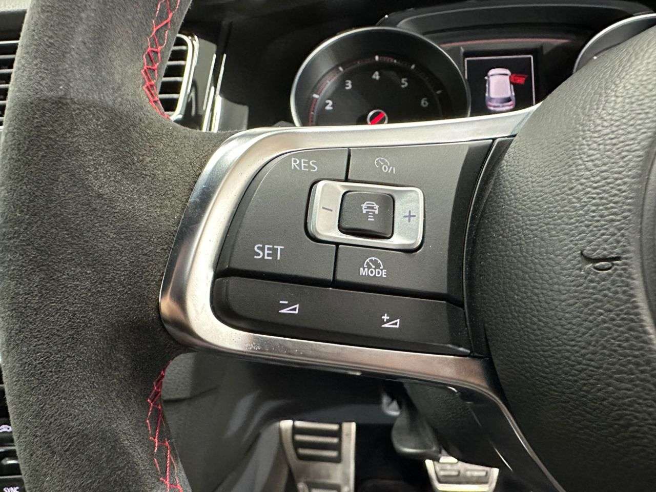 2017 VOLKSWAGEN GOLF GTI 2017 VOLKSWAGEN GOLF GTI