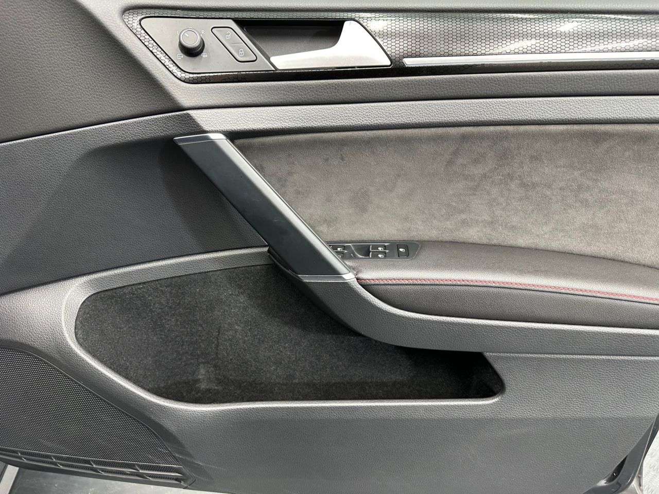 2017 VOLKSWAGEN GOLF GTI 2017 VOLKSWAGEN GOLF GTI