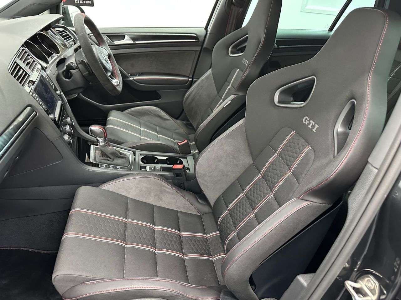 2017 VOLKSWAGEN GOLF GTI 2017 VOLKSWAGEN GOLF GTI