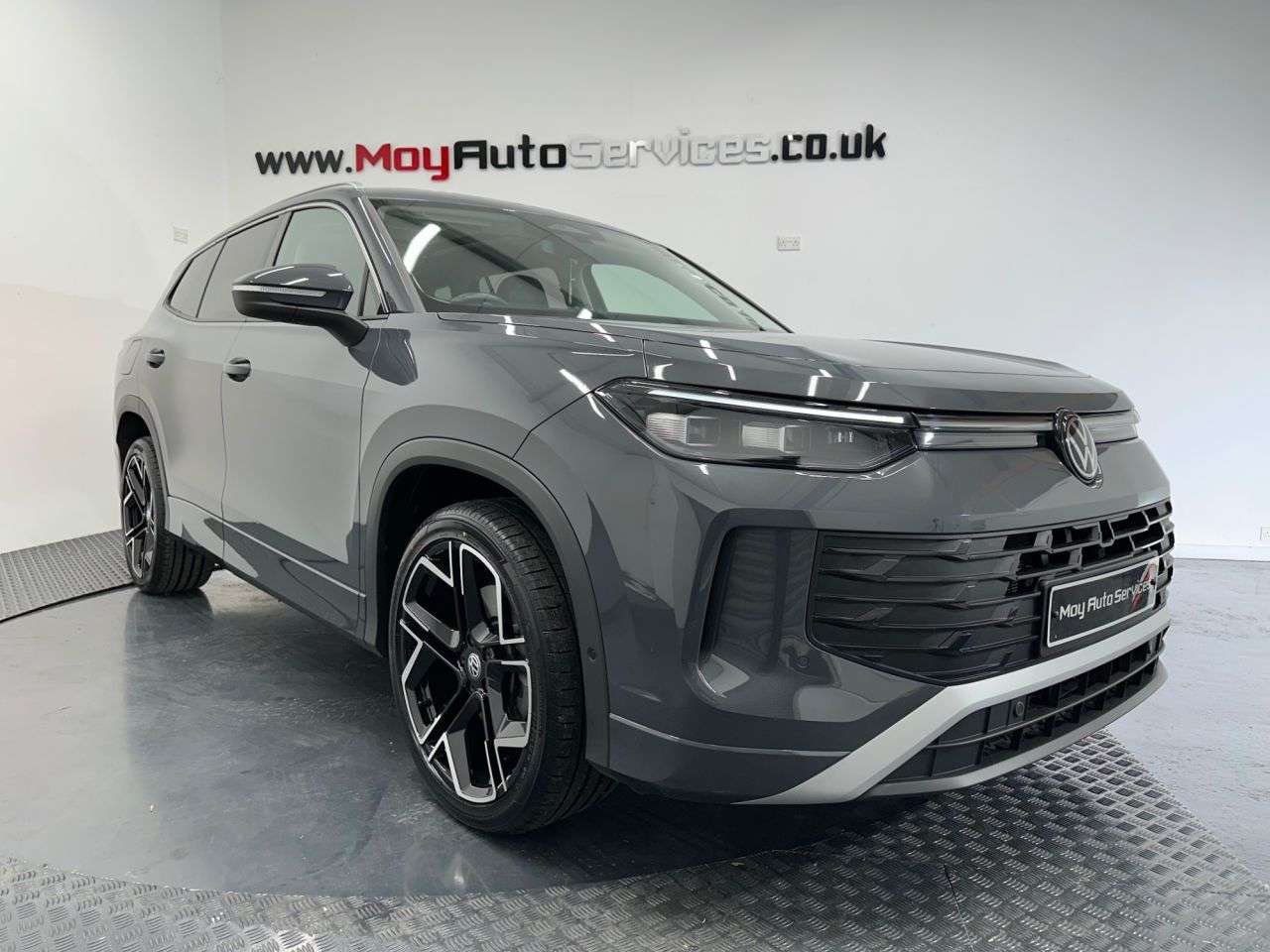 A 2025 VOLKSWAGEN TAYRON 1.5 TSI eHybrid 19.7kWh Match SUV 5dr Petrol Plug-in Hybrid DSG Euro 6 (s/s A 2025 VOLKSWAGEN TAYRON 1.5 TSI eHybrid 19.7kWh Match SUV 5dr Petrol Plug-in Hybrid DSG Euro 6 (s/s