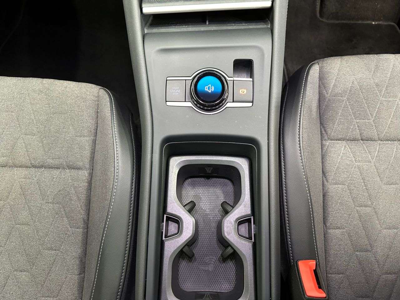 2025 VOLKSWAGEN TAYRON 2025 VOLKSWAGEN TAYRON