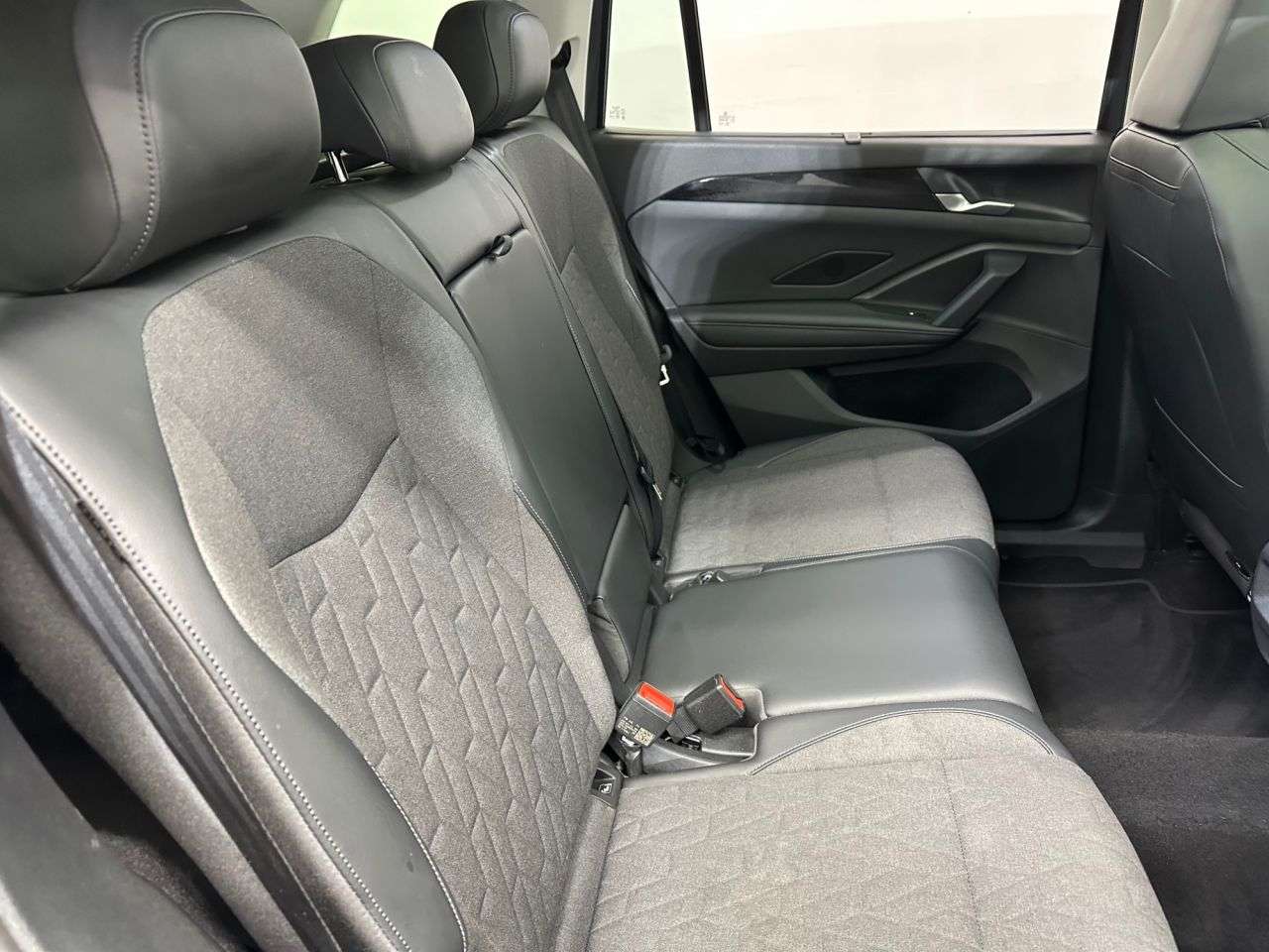 2025 VOLKSWAGEN TAYRON 2025 VOLKSWAGEN TAYRON