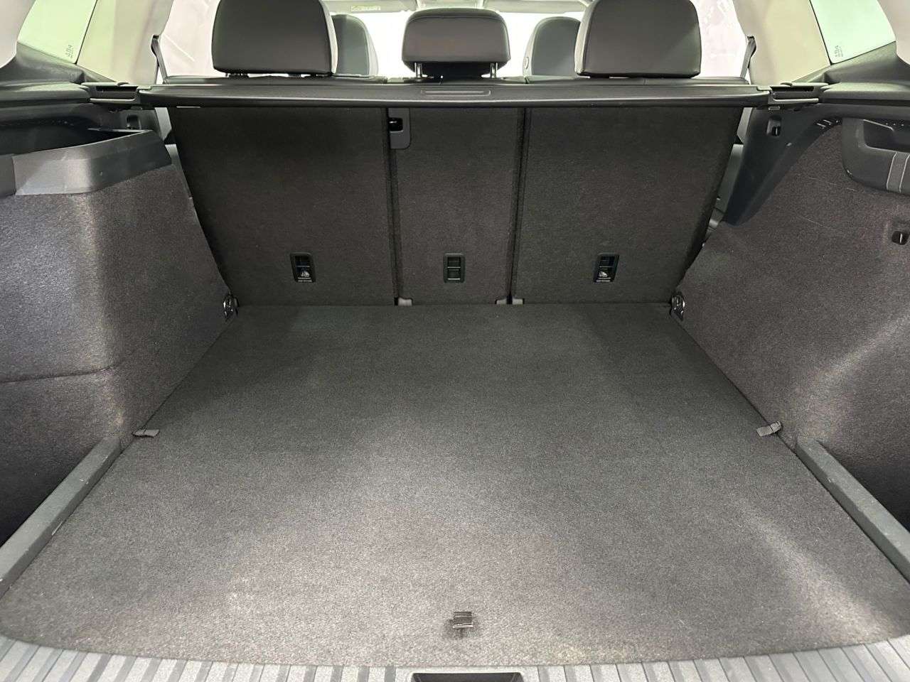 2025 VOLKSWAGEN TAYRON 2025 VOLKSWAGEN TAYRON