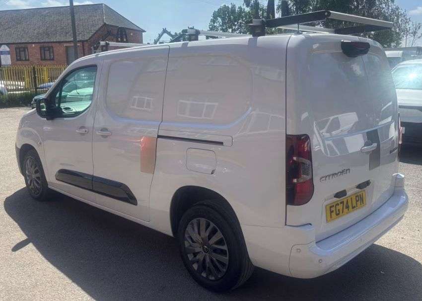 A 2024 CITROEN BERLINGO 1.5 BlueHDi 950 Driver XL Panel Van 6dr Diesel Manual LWB Euro 6 (s/s) (100 A 2024 CITROEN BERLINGO 1.5 BlueHDi 950 Driver XL Panel Van 6dr Diesel Manual LWB Euro 6 (s/s) (100