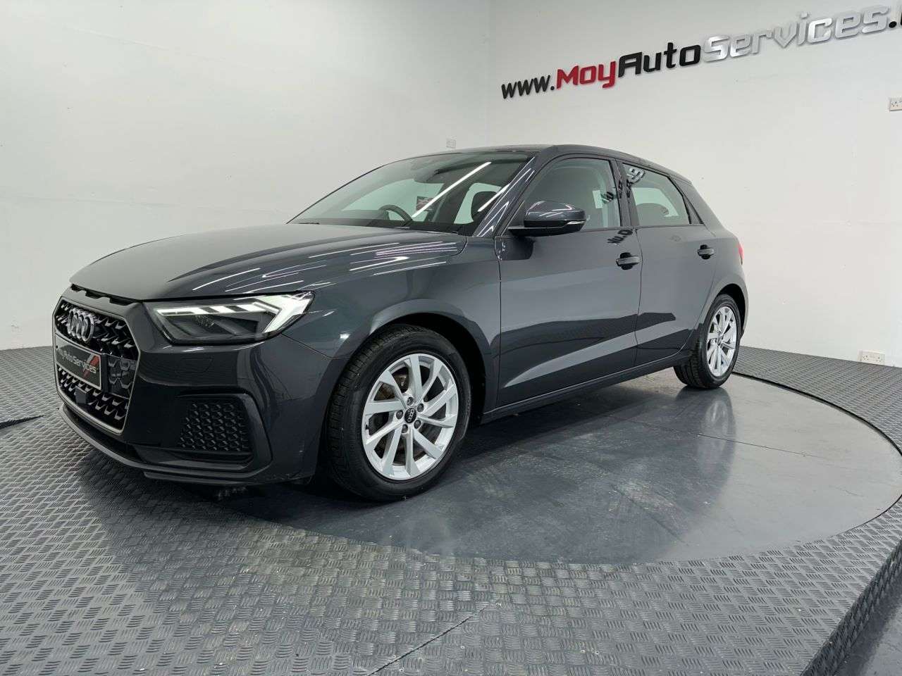 2021 AUDI A1 2021 AUDI A1