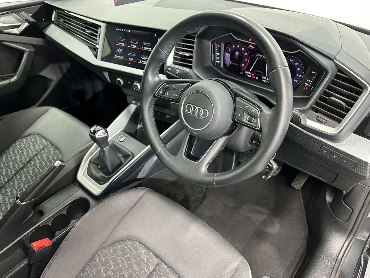 2021 AUDI A1 2021 AUDI A1