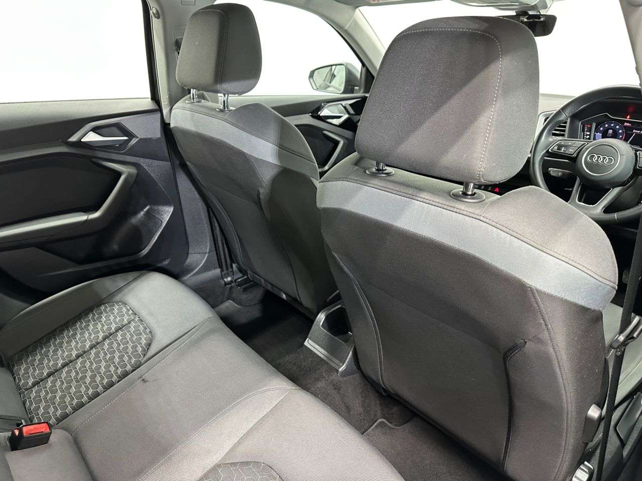 2021 AUDI A1 2021 AUDI A1