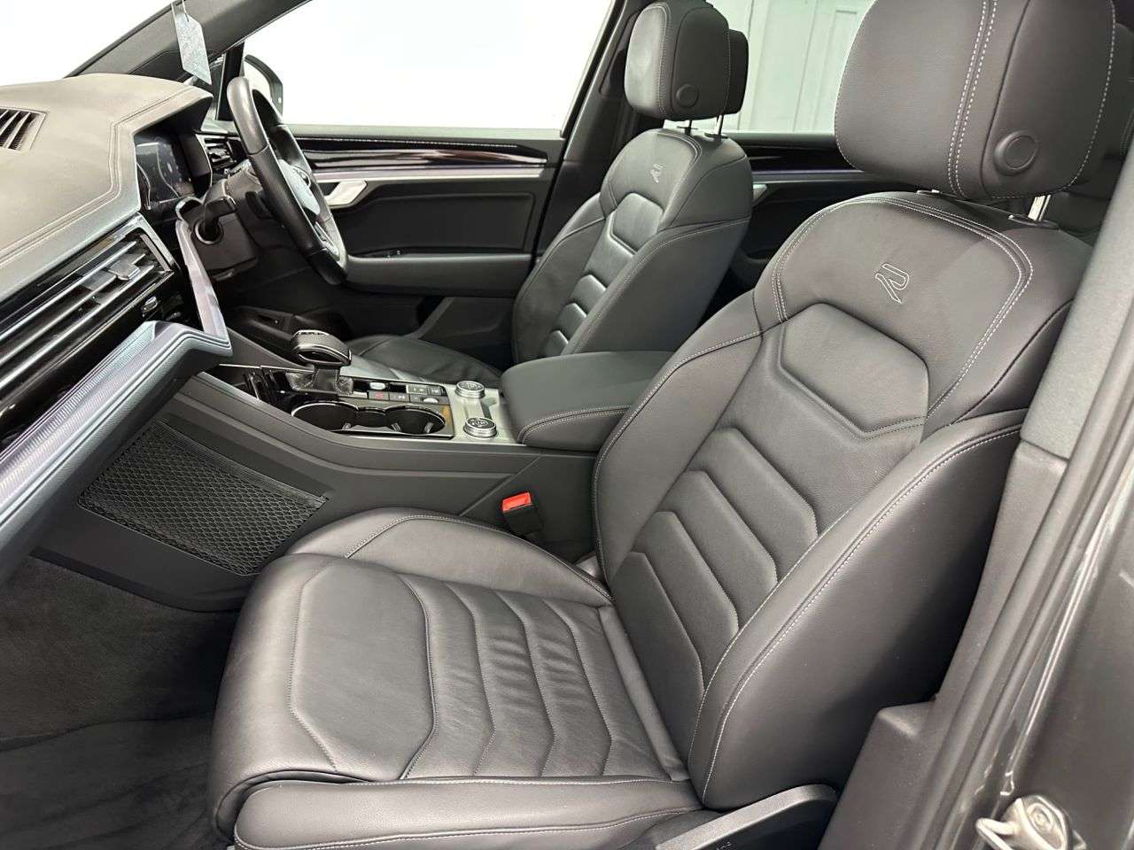 2026 VOLKSWAGEN TOUAREG 2026 VOLKSWAGEN TOUAREG
