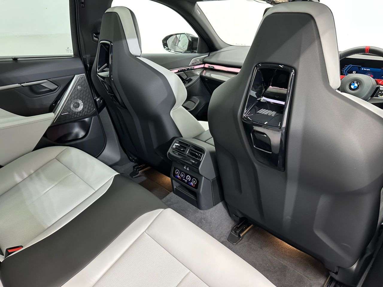 2026 LAND ROVER DEFENDER 2026 LAND ROVER DEFENDER
