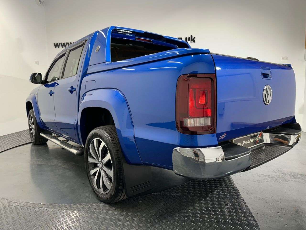 A 2019 VOLKSWAGEN AMAROK 3.0 TDI V6 Aventura Pickup Double Cab 4dr Diesel Auto 4Motion Euro 6 (s/s) A 2019 VOLKSWAGEN AMAROK 3.0 TDI V6 Aventura Pickup Double Cab 4dr Diesel Auto 4Motion Euro 6 (s/s)