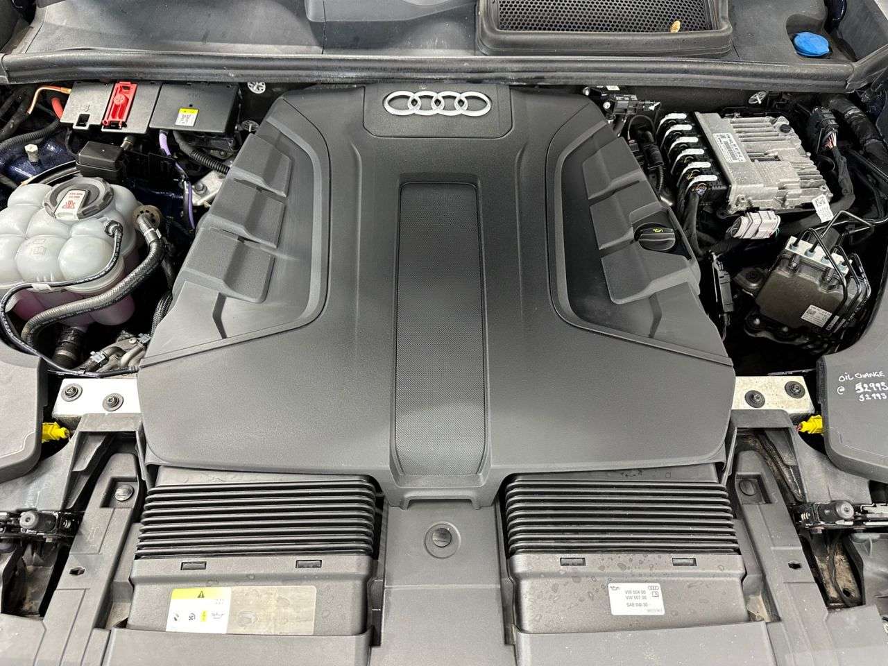 2022 AUDI Q8 2022 AUDI Q8