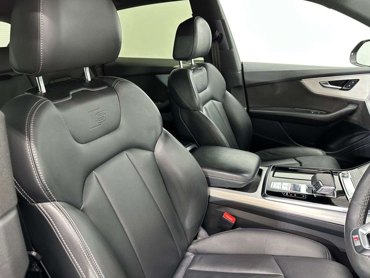 2022 AUDI Q8 2022 AUDI Q8