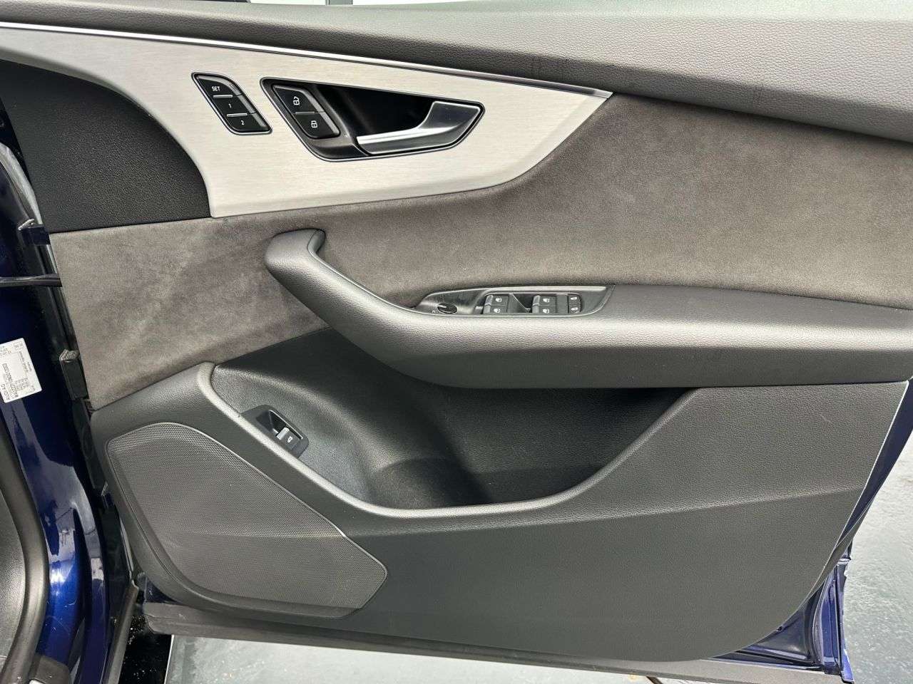 2022 AUDI Q8 2022 AUDI Q8