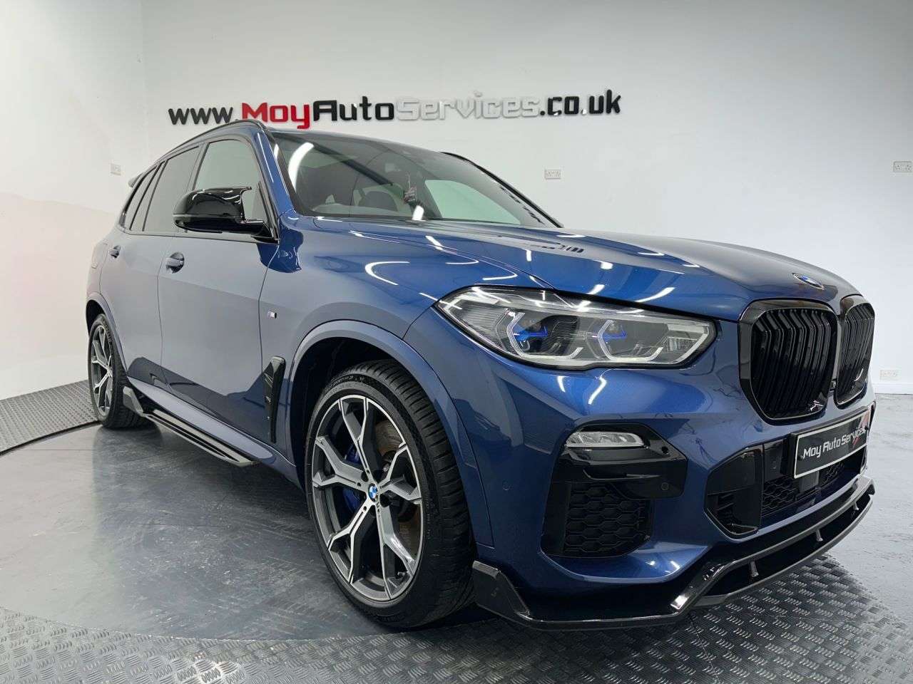 A 2020 BMW X5 3.0 30d M Sport SUV 5dr Diesel Auto xDrive Euro 6 (s/s) (265 ps) SUV A 2020 BMW X5 3.0 30d M Sport SUV 5dr Diesel Auto xDrive Euro 6 (s/s) (265 ps) SUV