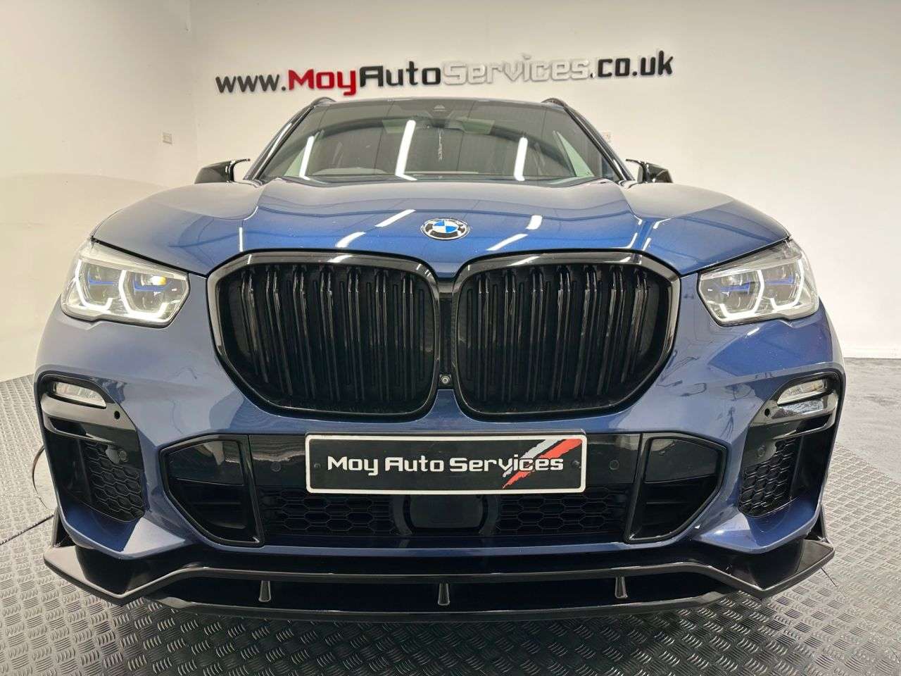 A 2020 BMW X5 3.0 30d M Sport SUV 5dr Diesel Auto xDrive Euro 6 (s/s) (265 ps) SUV A 2020 BMW X5 3.0 30d M Sport SUV 5dr Diesel Auto xDrive Euro 6 (s/s) (265 ps) SUV