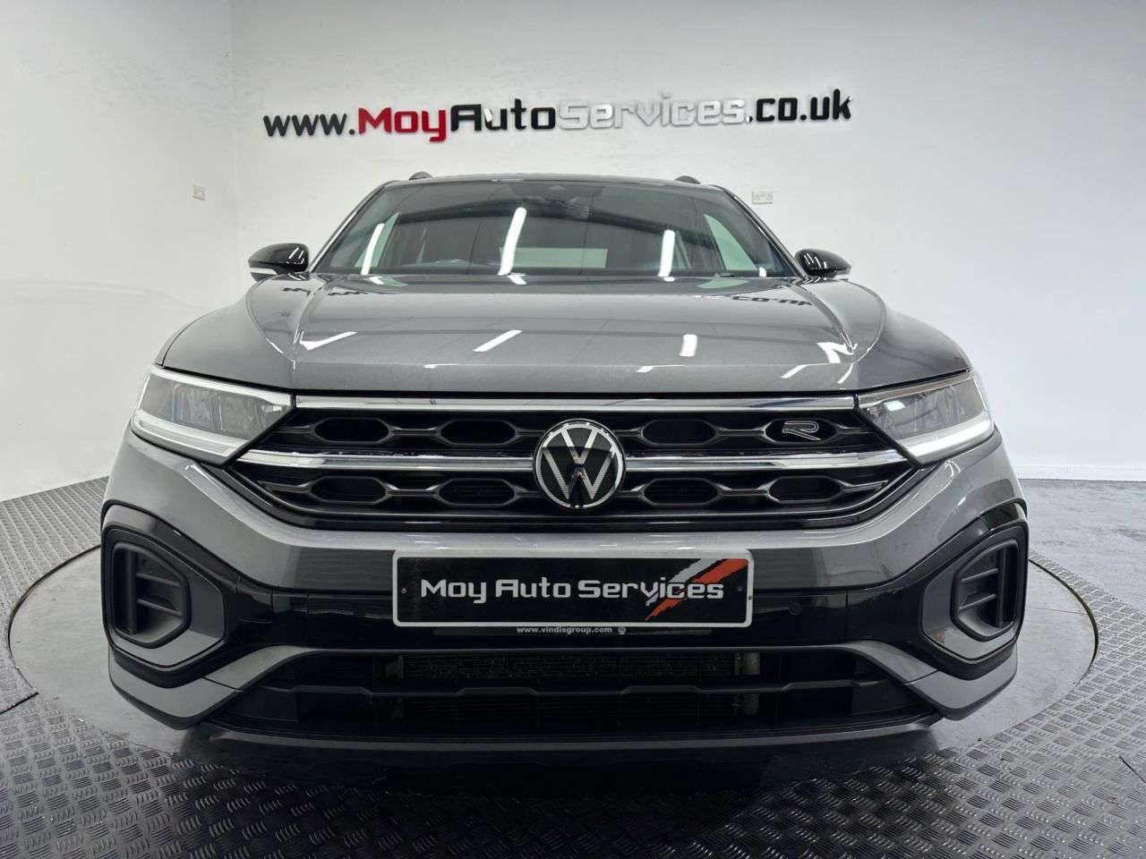 A 2023 VOLKSWAGEN T-ROC 2.0 TDI R-Line SUV 5dr Diesel DSG Euro 6 (s/s) (150 ps) A 2023 VOLKSWAGEN T-ROC 2.0 TDI R-Line SUV 5dr Diesel DSG Euro 6 (s/s) (150 ps)