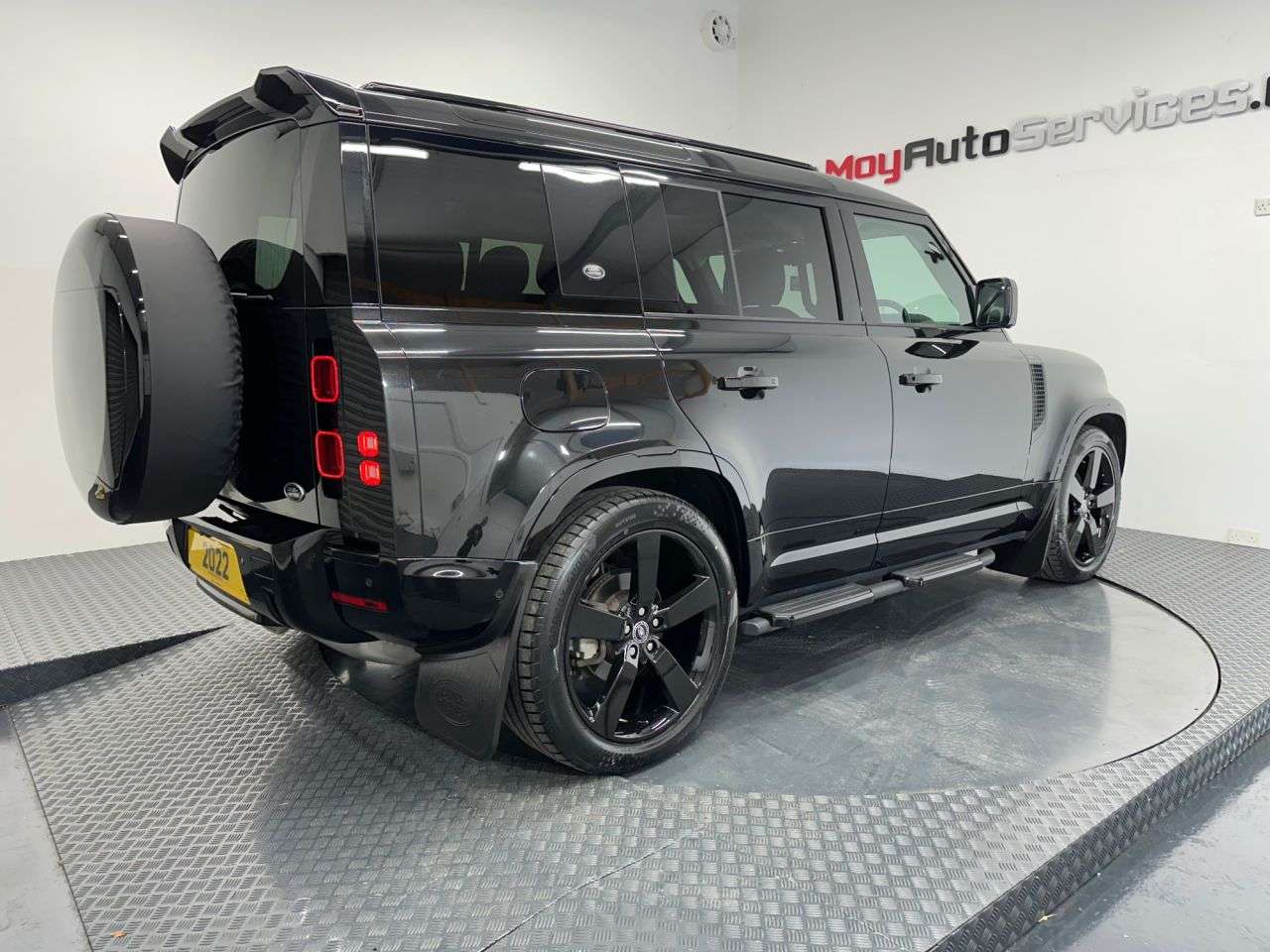 2022 LAND ROVER DEFENDER 110 2022 LAND ROVER DEFENDER 110