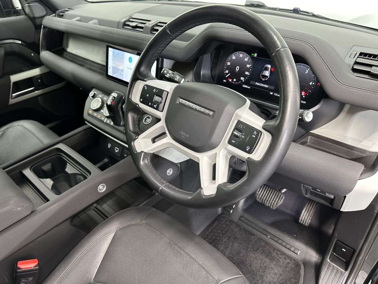 2022 LAND ROVER DEFENDER 110 2022 LAND ROVER DEFENDER 110