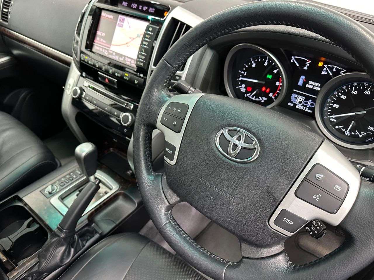 2013 TOYOTA LAND CRUISER 2013 TOYOTA LAND CRUISER