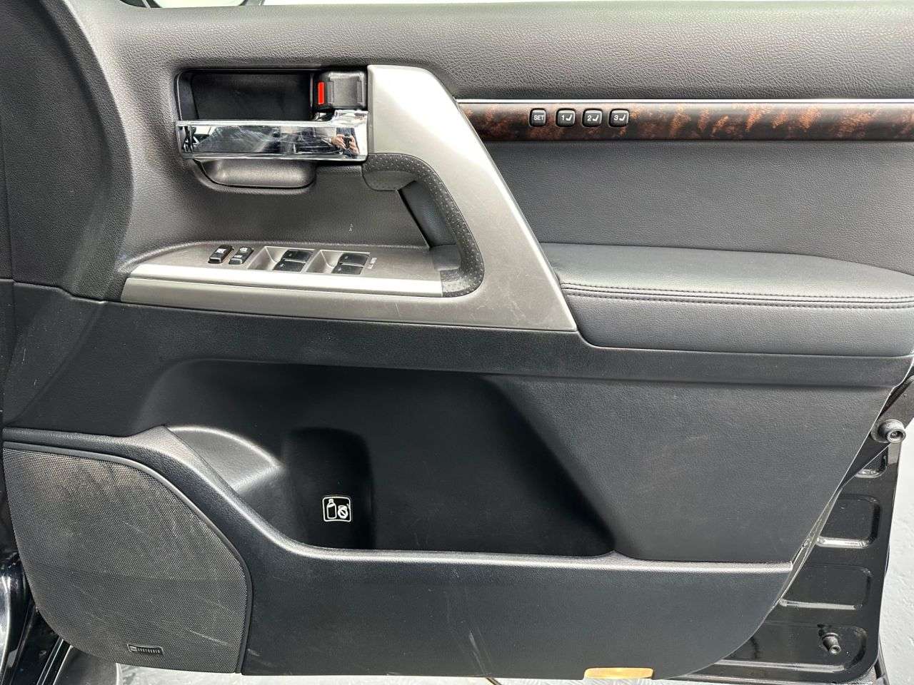 2013 TOYOTA LAND CRUISER 2013 TOYOTA LAND CRUISER