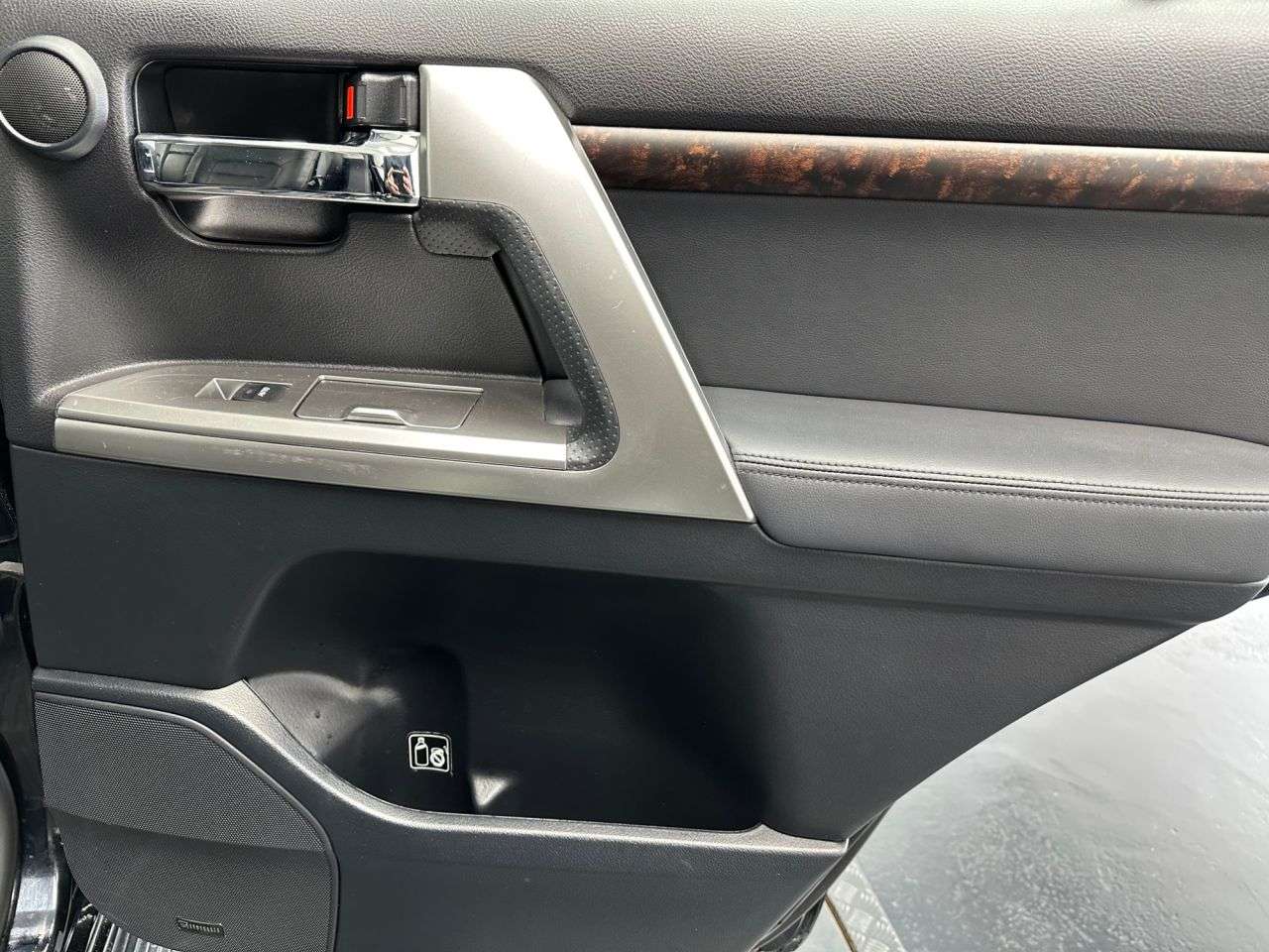 2013 TOYOTA LAND CRUISER 2013 TOYOTA LAND CRUISER