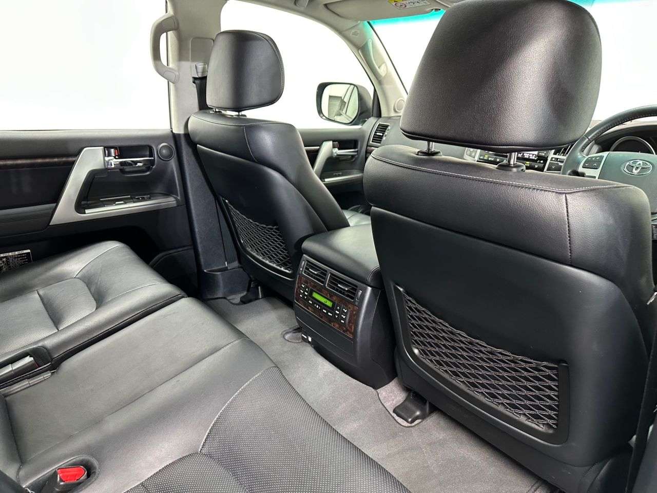 2013 TOYOTA LAND CRUISER 2013 TOYOTA LAND CRUISER