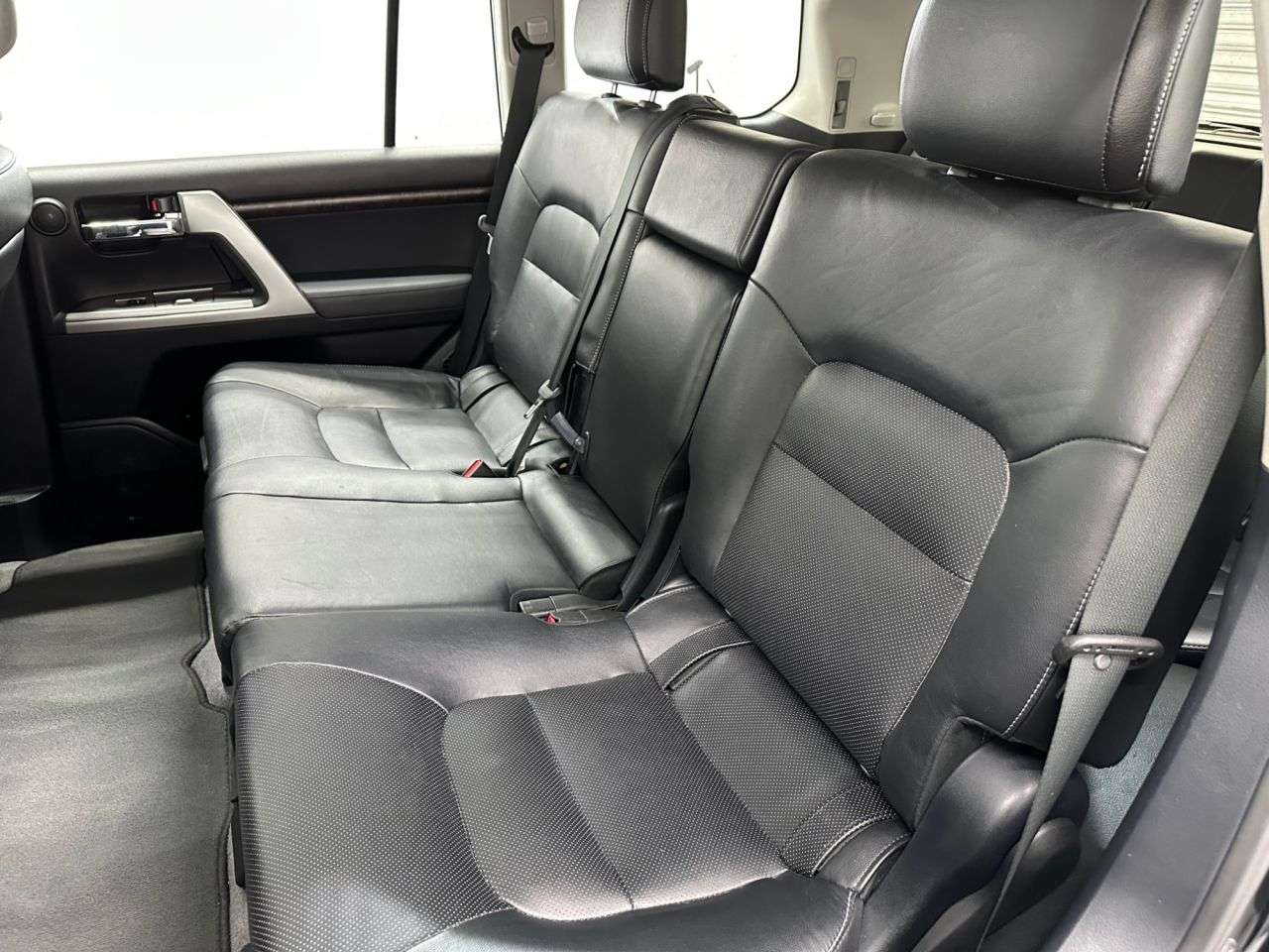 2013 TOYOTA LAND CRUISER 2013 TOYOTA LAND CRUISER