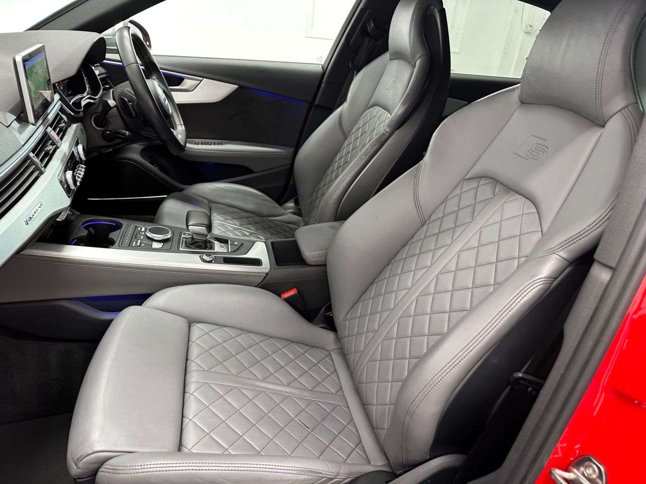 2017 AUDI S4 2017 AUDI S4
