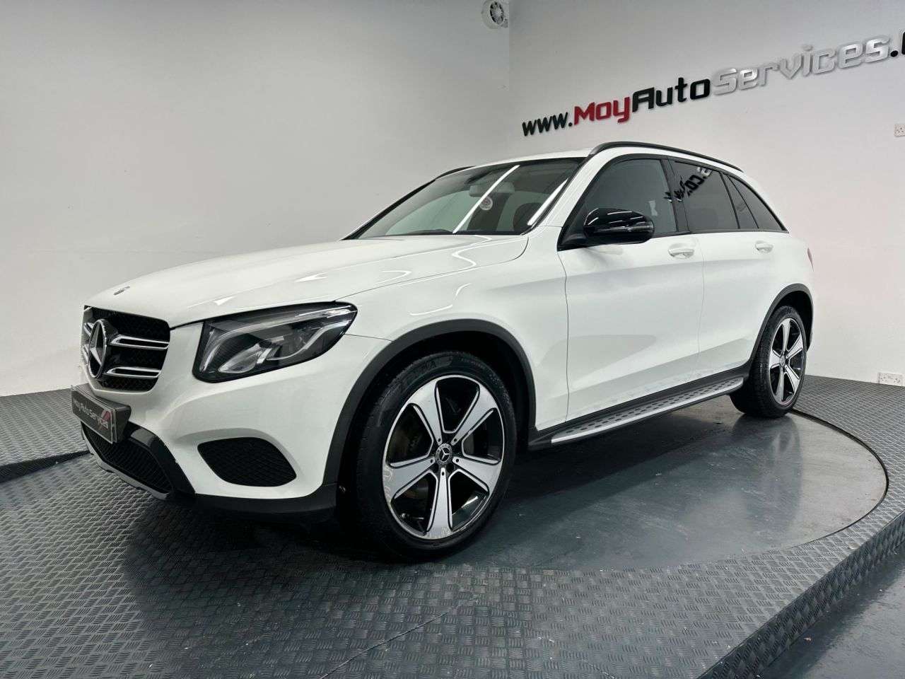 A 2018 MERCEDES-BENZ GLC 2.1 GLC220d Urban Edition SUV 5dr Diesel G-Tronic+ 4MATIC Euro 6 (s/s) (170 A 2018 MERCEDES-BENZ GLC 2.1 GLC220d Urban Edition SUV 5dr Diesel G-Tronic+ 4MATIC Euro 6 (s/s) (170