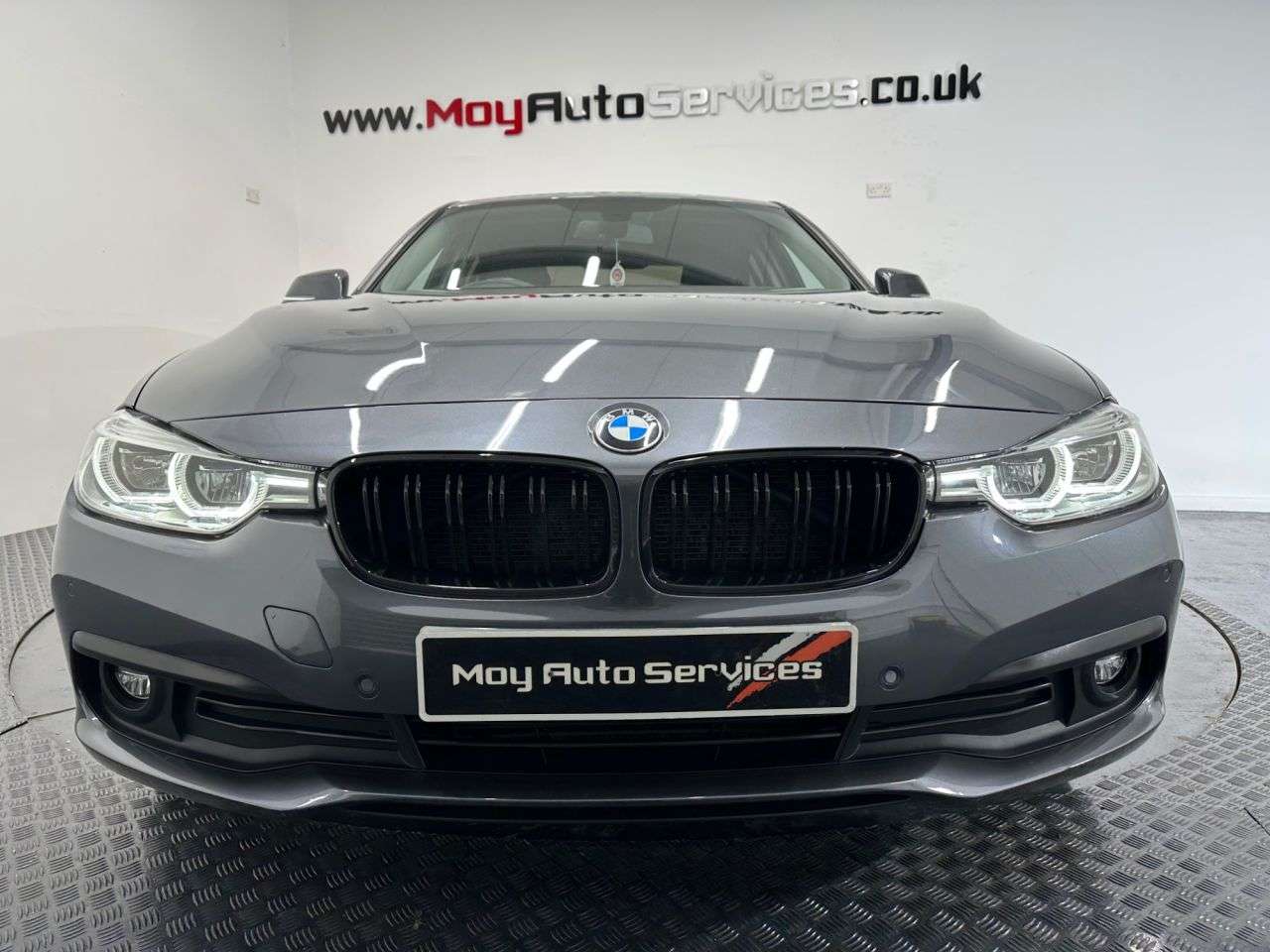 A 2018 BMW 3 SERIES 2.0 318d SE Saloon 4dr Diesel Manual Euro 6 (s/s) (150 ps) A 2018 BMW 3 SERIES 2.0 318d SE Saloon 4dr Diesel Manual Euro 6 (s/s) (150 ps)