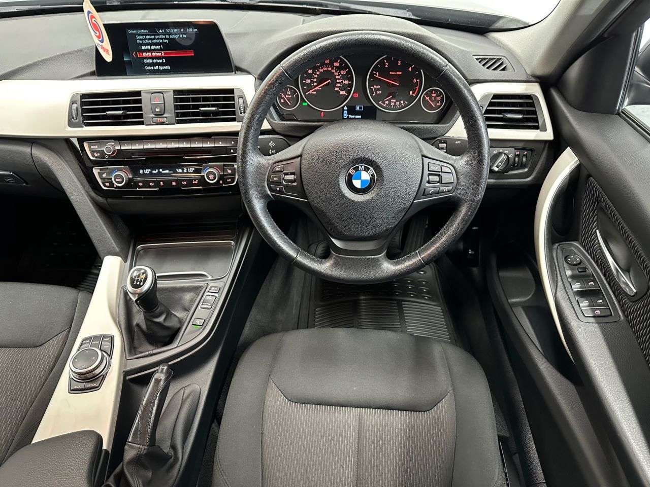 2018 BMW 3 SERIES 2018 BMW 3 SERIES